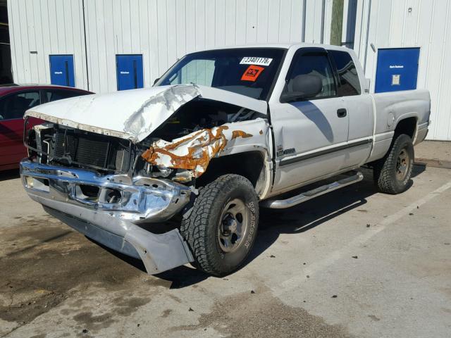 3B7HF13Z31M289889 - 2001 DODGE RAM 1500 WHITE photo 2