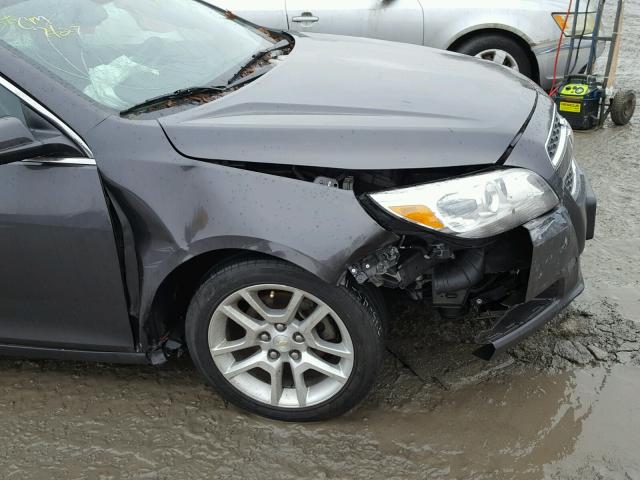 1G11D5RR7DF104990 - 2013 CHEVROLET MALIBU 1LT 灰色 照片 9