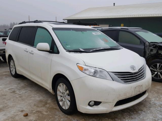 5TDDK3DC7FS120062 - 2015 TOYOTA SIENNA XLE WHITE photo 1