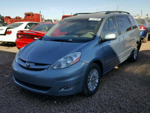 5TDYK4CC5AS321427 - 2010 TOYOTA SIENNA XLE BLUE photo 2