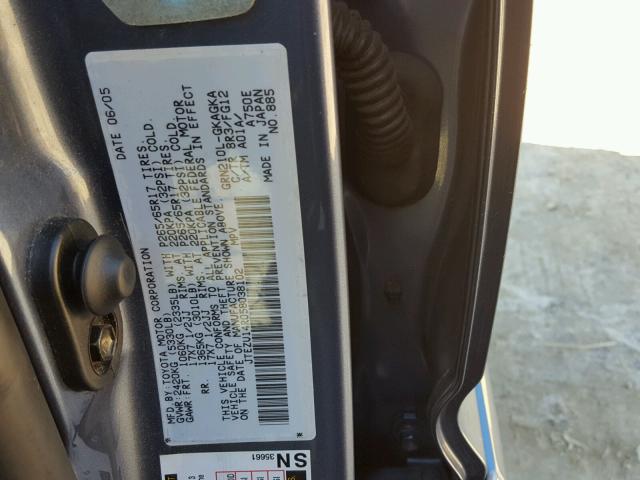 JTEZU14R058038102 - 2005 TOYOTA 4RUNNER SR BLUE photo 10