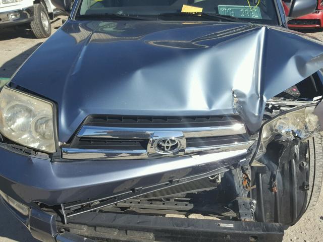 JTEZU14R058038102 - 2005 TOYOTA 4RUNNER SR BLUE photo 7