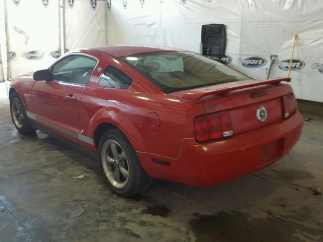 1ZVFT80N265111668 - 2006 FORD MUSTANG RED photo 3