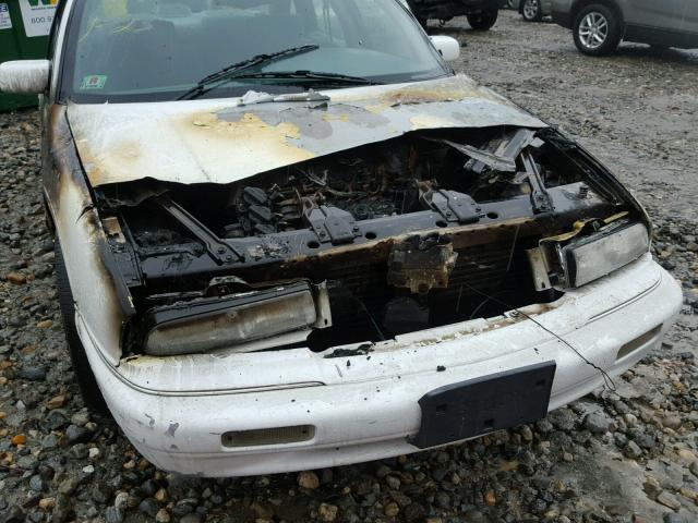 2G4WB52K9T1519200 - 1996 BUICK REGAL CUST WHITE photo 9