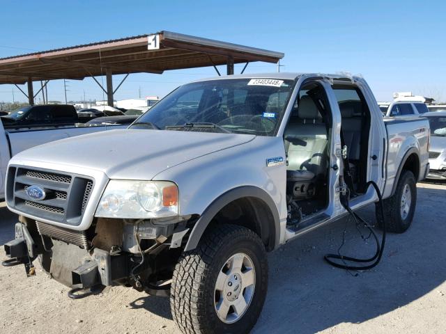 1FTPW14554KC07938 - 2004 FORD F150 SUPER SILVER photo 2