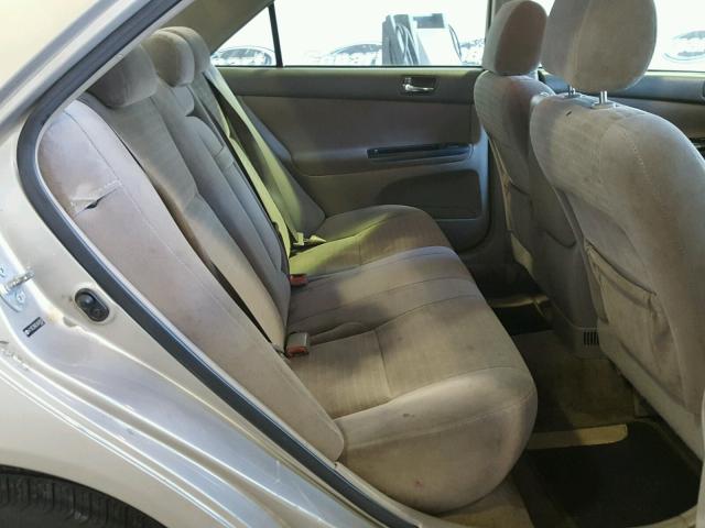 4T1BE32KX5U048935 - 2005 TOYOTA CAMRY LE GOLD photo 6