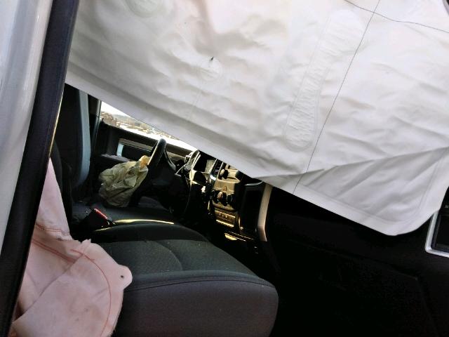 3C6UR5DL3FG623990 - 2015 RAM 2500 SLT WHITE photo 5