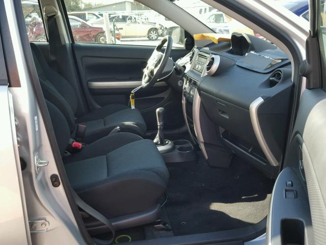 JTKKT624460133493 - 2006 TOYOTA SCION XA SILVER photo 5