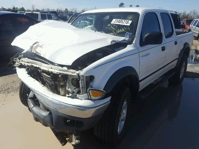 5TEGN92N33Z272379 - 2003 TOYOTA TACOMA DOU WHITE photo 2