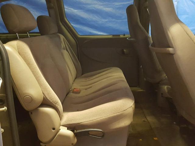 2C4GP44383R113629 - 2003 CHRYSLER TOWN & COU GOLD photo 6