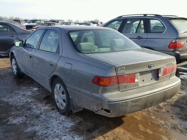 4T1BG22K11U028135 - 2001 TOYOTA CAMRY CE TAN photo 3