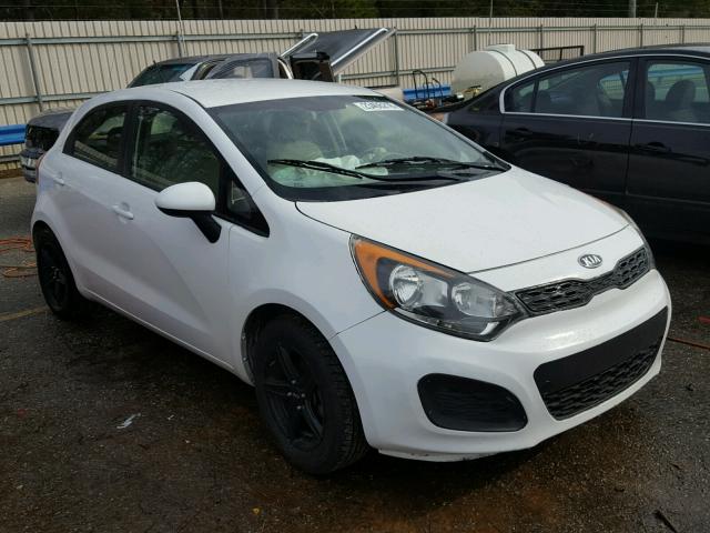 KNADM5A33C6017417 - 2012 KIA RIO LX WHITE photo 1