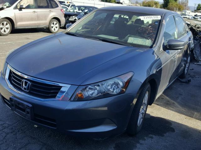 JHMCP26488C017703 - 2008 HONDA ACCORD LXP GRAY photo 2