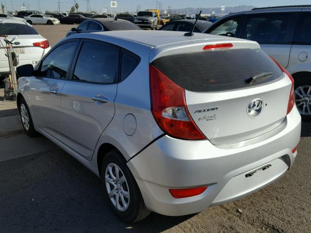 KMHCT5AE1CU034503 - 2012 HYUNDAI ACCENT GLS SILVER photo 3