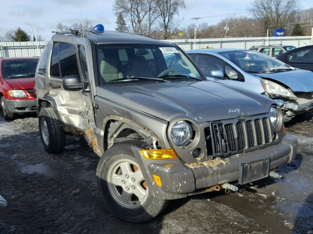 1J4GL48K26W266445 - 2006 JEEP LIBERTY SP GRAY photo 1