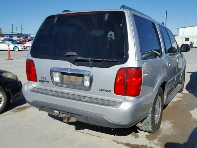 5LMPU28A8XLJ38950 - 1999 LINCOLN NAVIGATOR SILVER photo 4