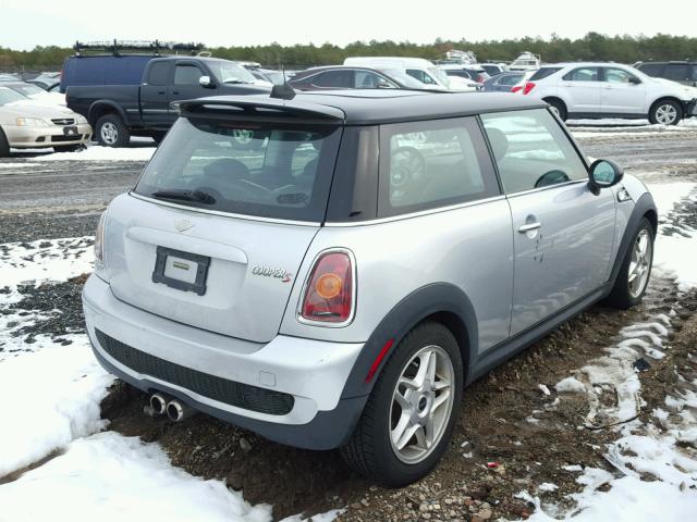 WMWMF735X7TL85900 - 2007 MINI COOPER S SILVER photo 4