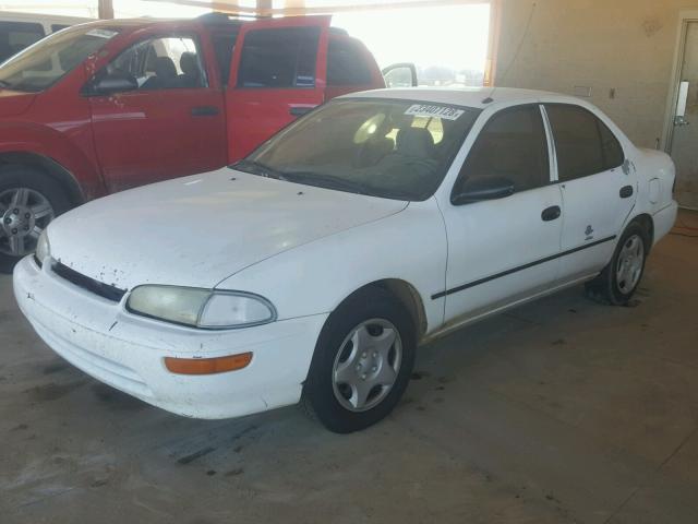 1Y1SK5267VZ452107 - 1997 GEO PRIZM BASE WHITE photo 2
