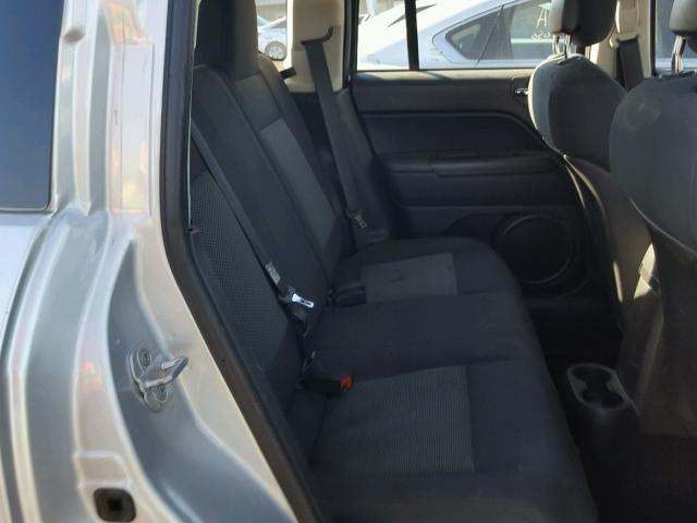 1J4NT4FB4AD631822 - 2010 JEEP COMPASS SP ნაცრისფერი ფოტო 6