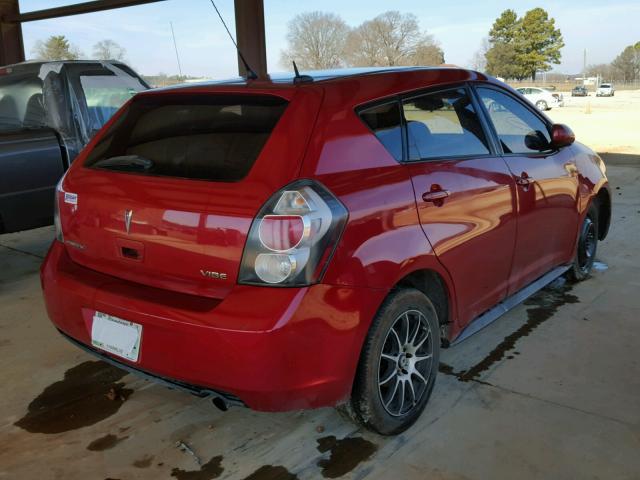 5Y2SP6E89AZ404126 - 2010 PONTIAC VIBE RED photo 4