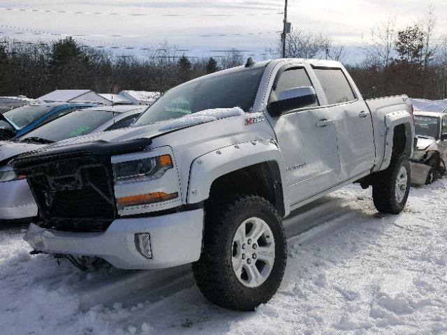 3GCUKREC7GG290522 - 2016 CHEVROLET SILVERADO SILVER photo 2