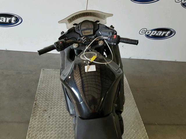 JKAEXEE16CDA06380 - 2012 KAWASAKI EX650 EC BLACK photo 5