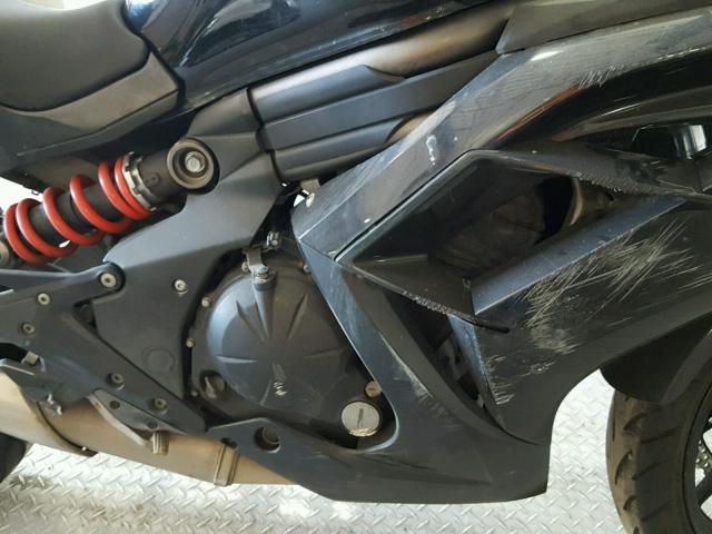 JKAEXEE16CDA06380 - 2012 KAWASAKI EX650 EC BLACK photo 7