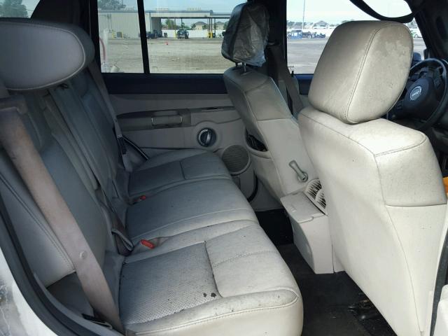 1J8HH58N56C314218 - 2006 JEEP COMMANDER WHITE photo 6