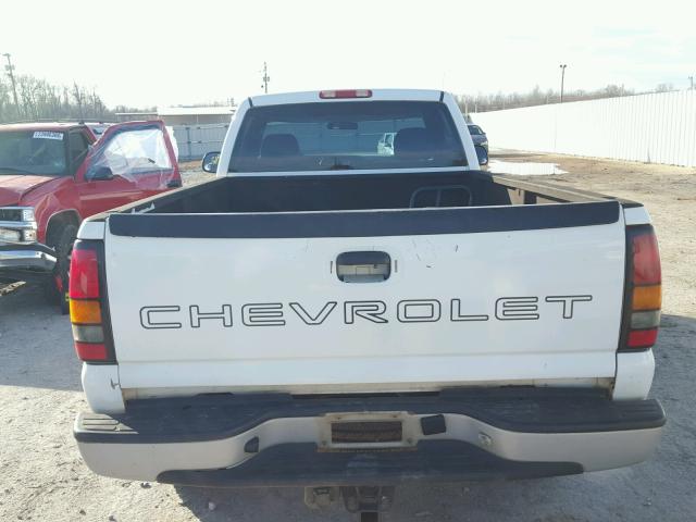 1GCHC24U16E163772 - 2006 CHEVROLET SILVERADO WHITE photo 6