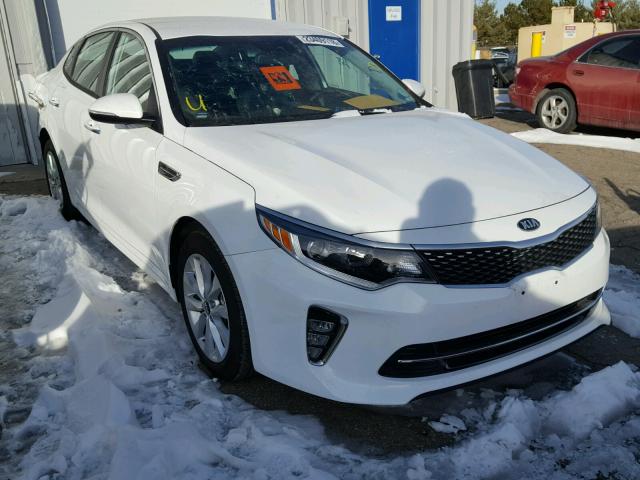 5XXGT4L31JG188370 - 2018 KIA OPTIMA LX WHITE photo 1