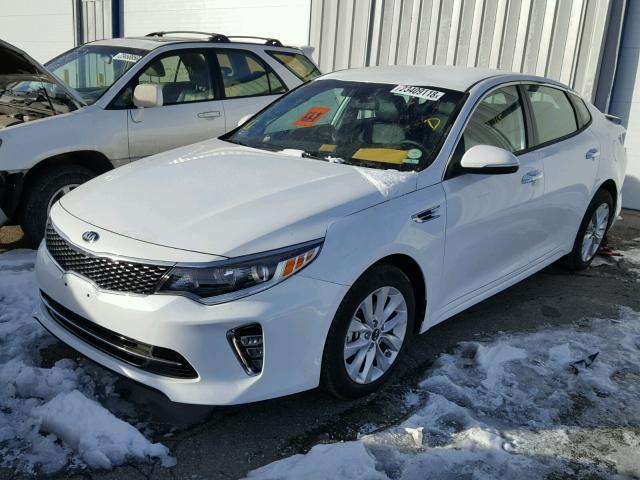 5XXGT4L31JG188370 - 2018 KIA OPTIMA LX WHITE photo 2