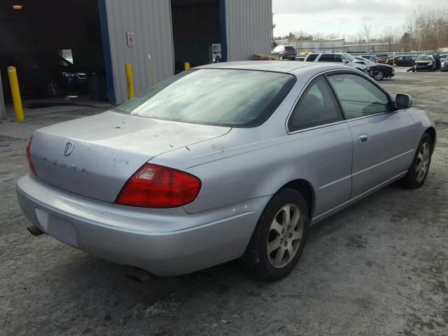 19UYA42471A015518 - 2001 ACURA 3.2CL SILVER photo 4