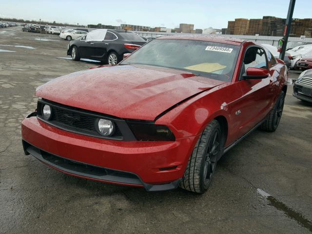 1ZVBP8CF3B5138914 - 2011 FORD MUSTANG GT BURGUNDY photo 2