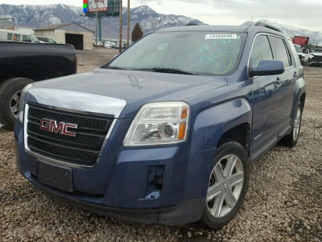 2CTFLTE55B6262358 - 2011 GMC TERRAIN SL BLUE photo 2