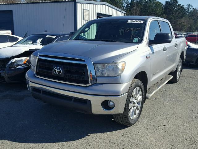 5TFEY5F10AX092618 - 2010 TOYOTA TUNDRA CRE SILVER photo 2