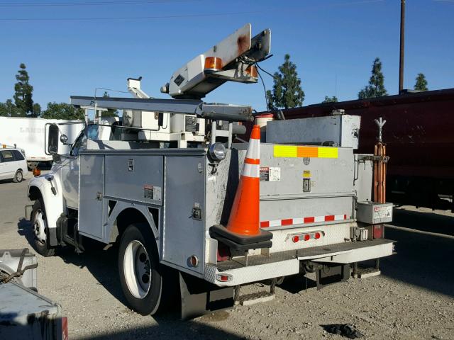 1FDMF70J8SVA67450 - 1995 FORD F700 WHITE photo 3