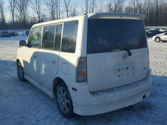 JTLKT324464074027 - 2006 SCION XB WHITE photo 3