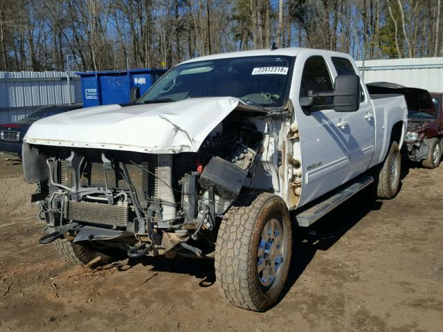 1GC1KYE84EF185542 - 2014 CHEVROLET SILVERADO WHITE photo 2