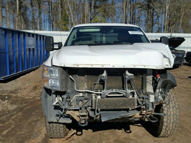 1GC1KYE84EF185542 - 2014 CHEVROLET SILVERADO WHITE photo 9