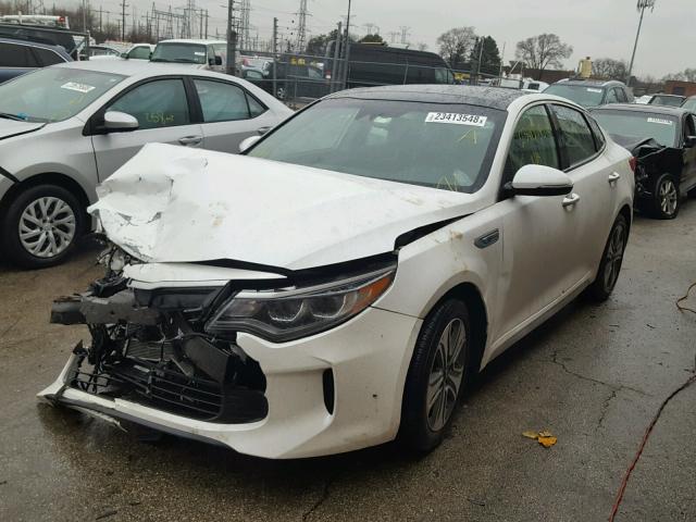 KNAGU4LE3H5010714 - 2017 KIA OPTIMA HYB WHITE photo 2