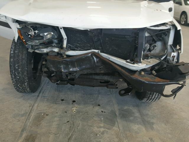 1GNDS13S642204155 - 2004 CHEVROLET TRAILBLAZE WHITE photo 9