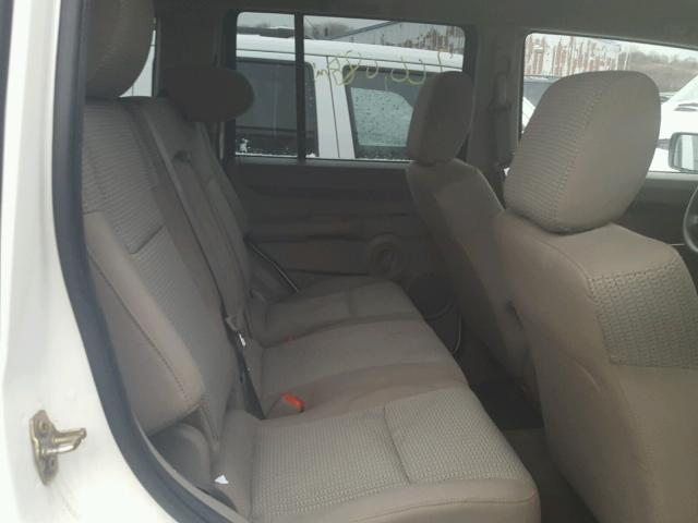 1J8HG48PX7C527617 - 2007 JEEP COMMANDER თეთრი ფოტო 6