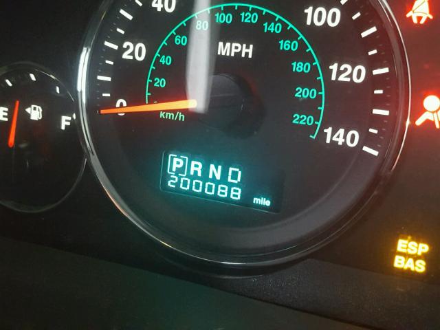 1J8HG48PX7C527617 - 2007 JEEP COMMANDER თეთრი ფოტო 8