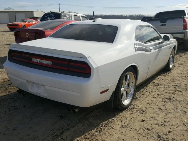 2B3CJ5DT7BH597062 - 2011 DODGE CHALLENGER WHITE photo 4