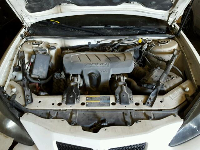 2G2WP552981176028 - 2008 PONTIAC GRAND PRIX WHITE photo 7