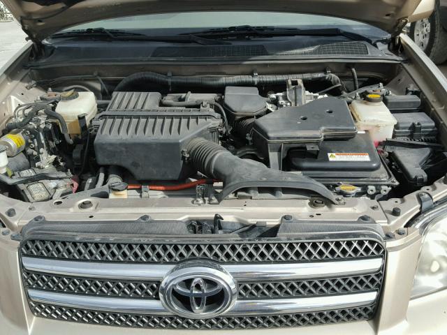 JTEDW21A860006667 - 2006 TOYOTA HIGHLANDER GOLD photo 7