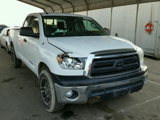 5TFRM5F19CX047726 - 2012 TOYOTA TUNDRA DOU WHITE photo 1