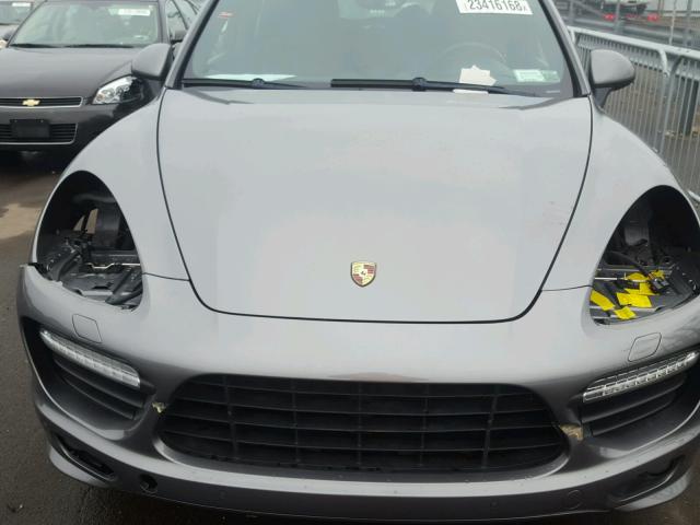 WP1AA2A23CLA05028 - 2012 PORSCHE CAYENNE GRAY photo 7