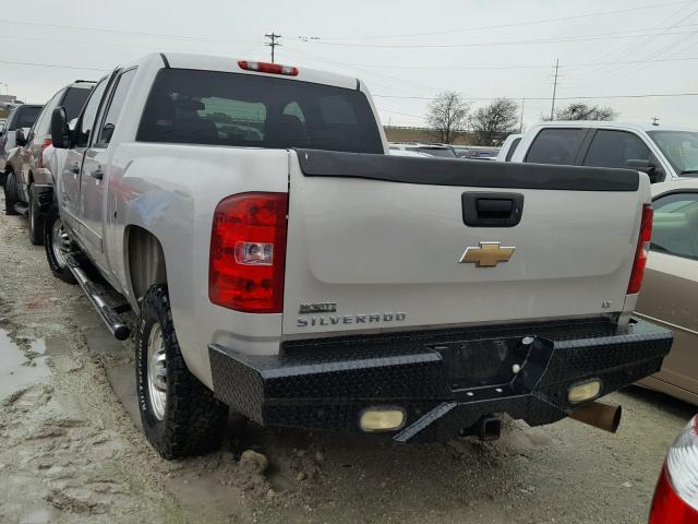 1GCHC236X7F508795 - 2007 CHEVROLET SILVERADO SILVER photo 3