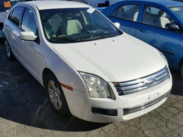 3FAHP071X8R118071 - 2008 FORD FUSION SE WHITE photo 1